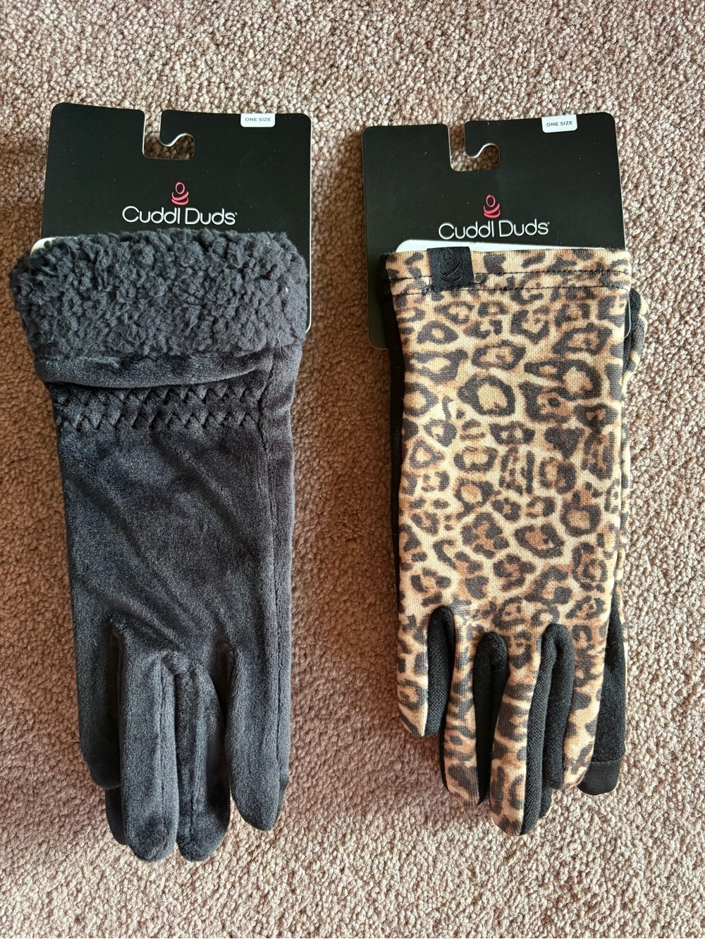 Cuddl Duds Women set bundle lot of 2 touchscreen gloves leopard one size nWT